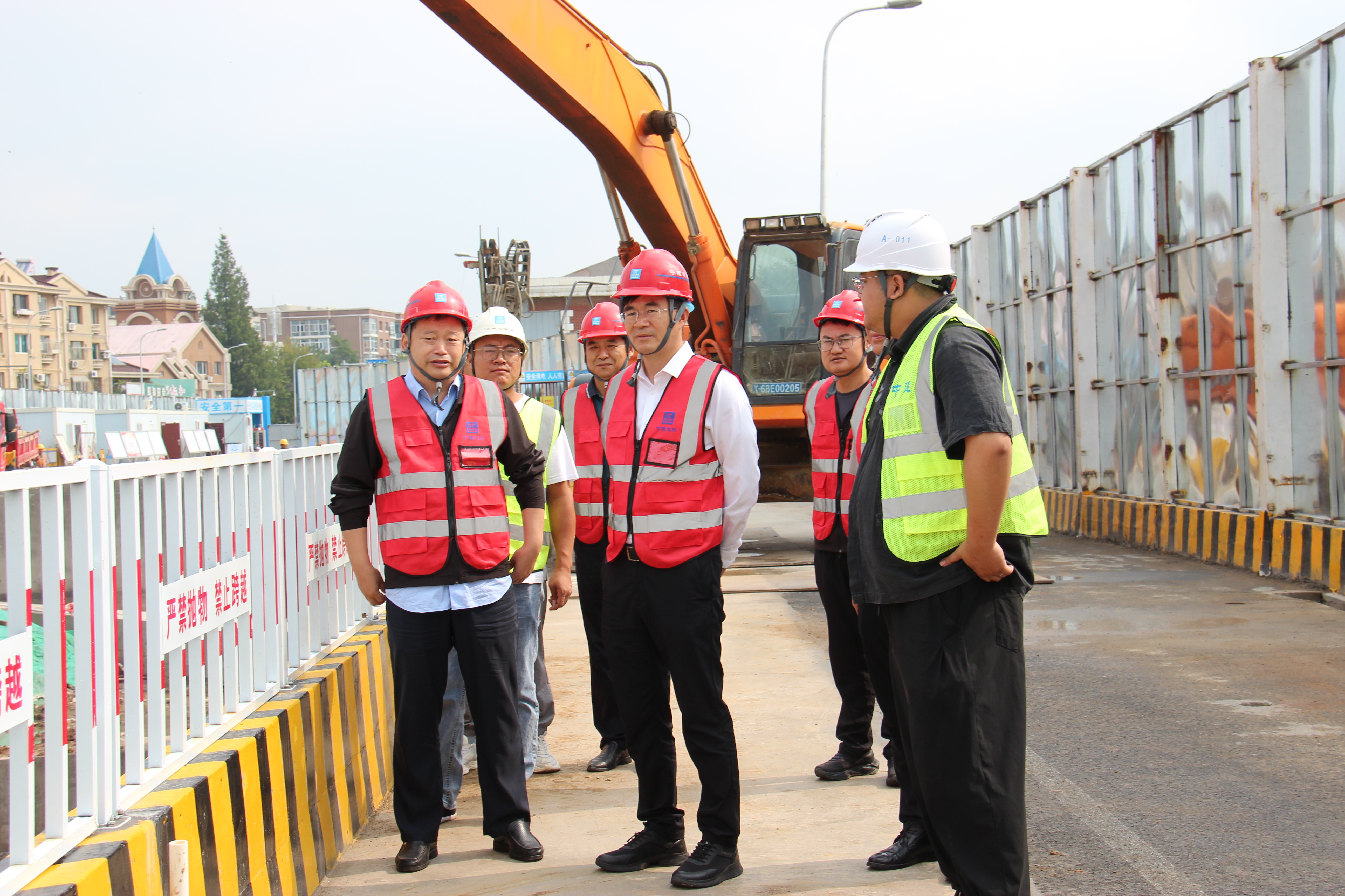 大连地铁.JPG 大连地铁.JPG