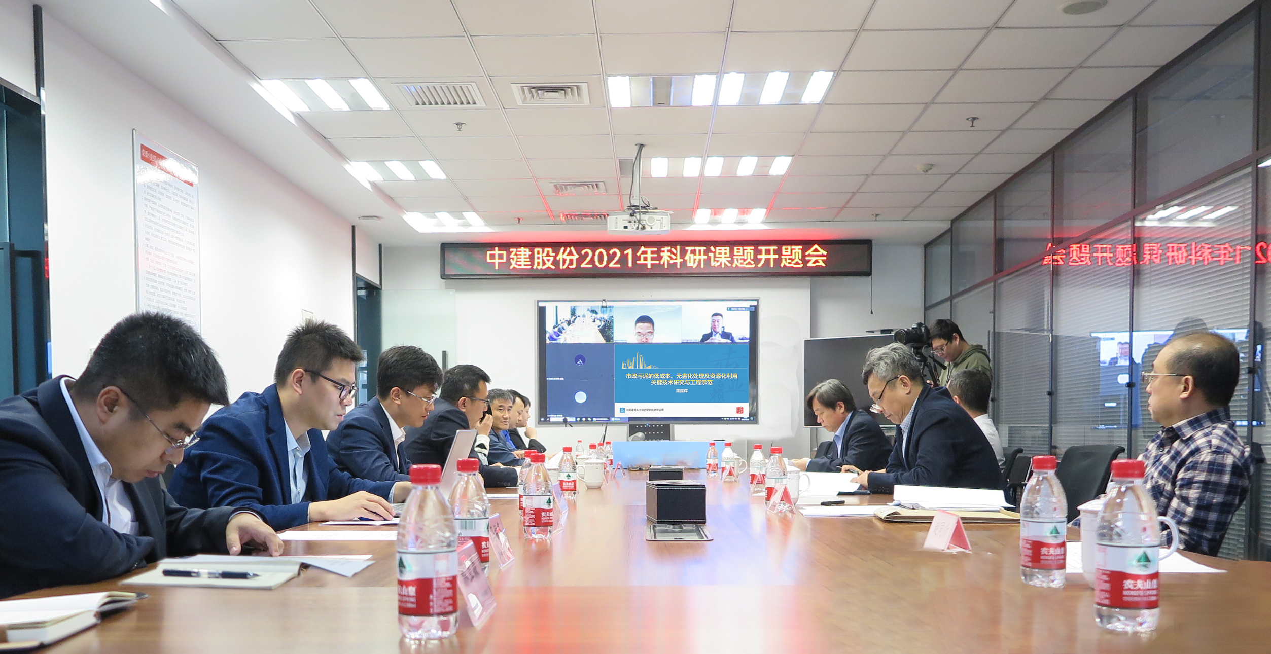 00000000000000001.jpg 00000000000000001.jpg